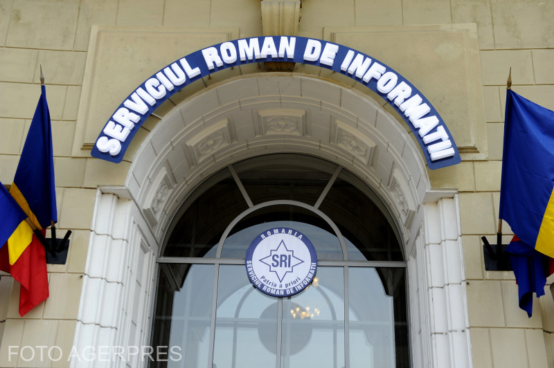 A SRI-s múlt előnyt jelenthet a romániai politikában Fotó: Agerpres