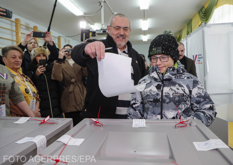 Leadja szavazatát Borisz Nagyezsgyin háborúellenes, liberális elnökjelölt-aspiráns, akit kizártak a versenyből | Fotó: Agerpres