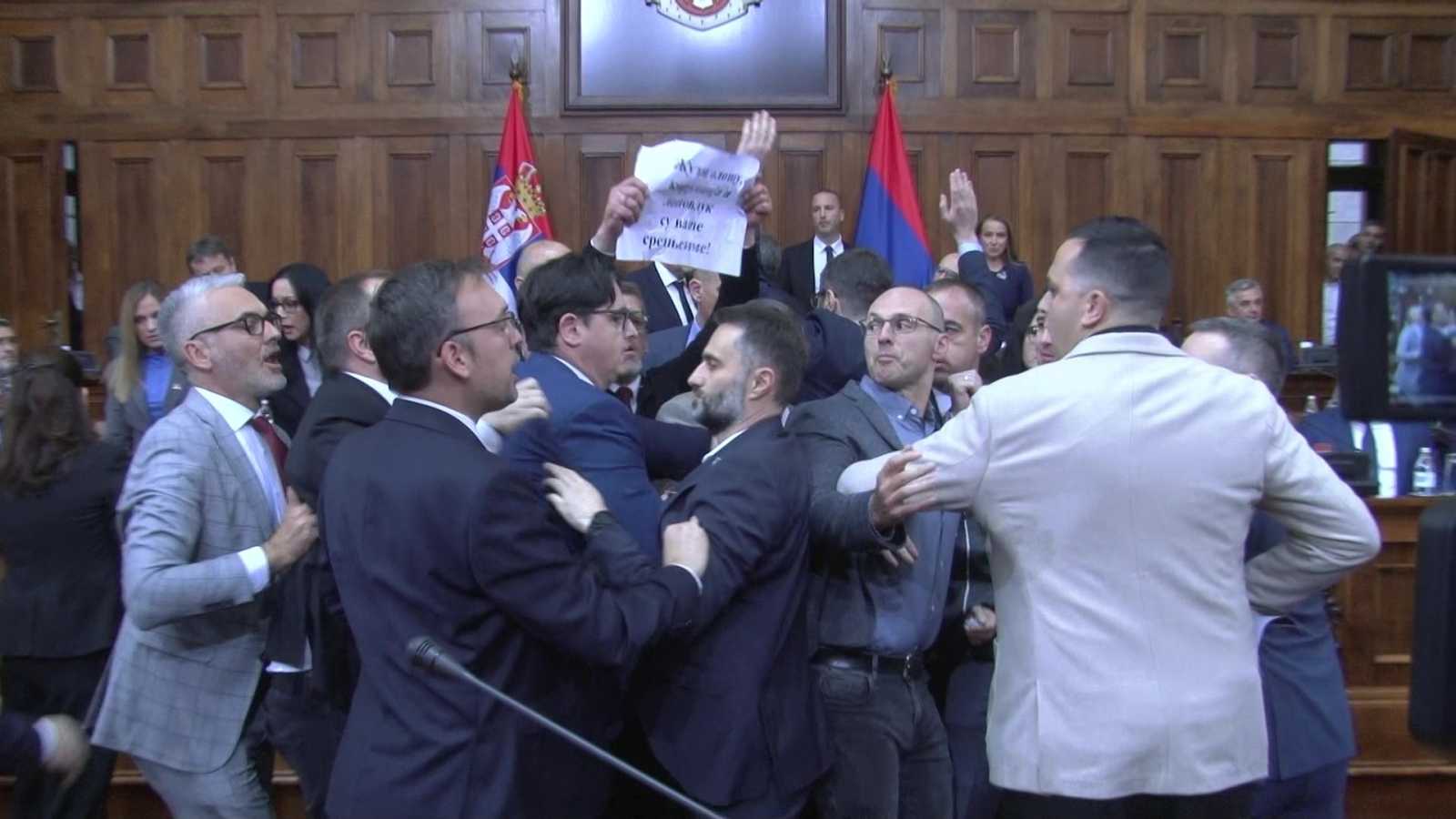 Egymást vádolták a bajokért és összecsaptak. | Fotó forrása: pannonrtv.com