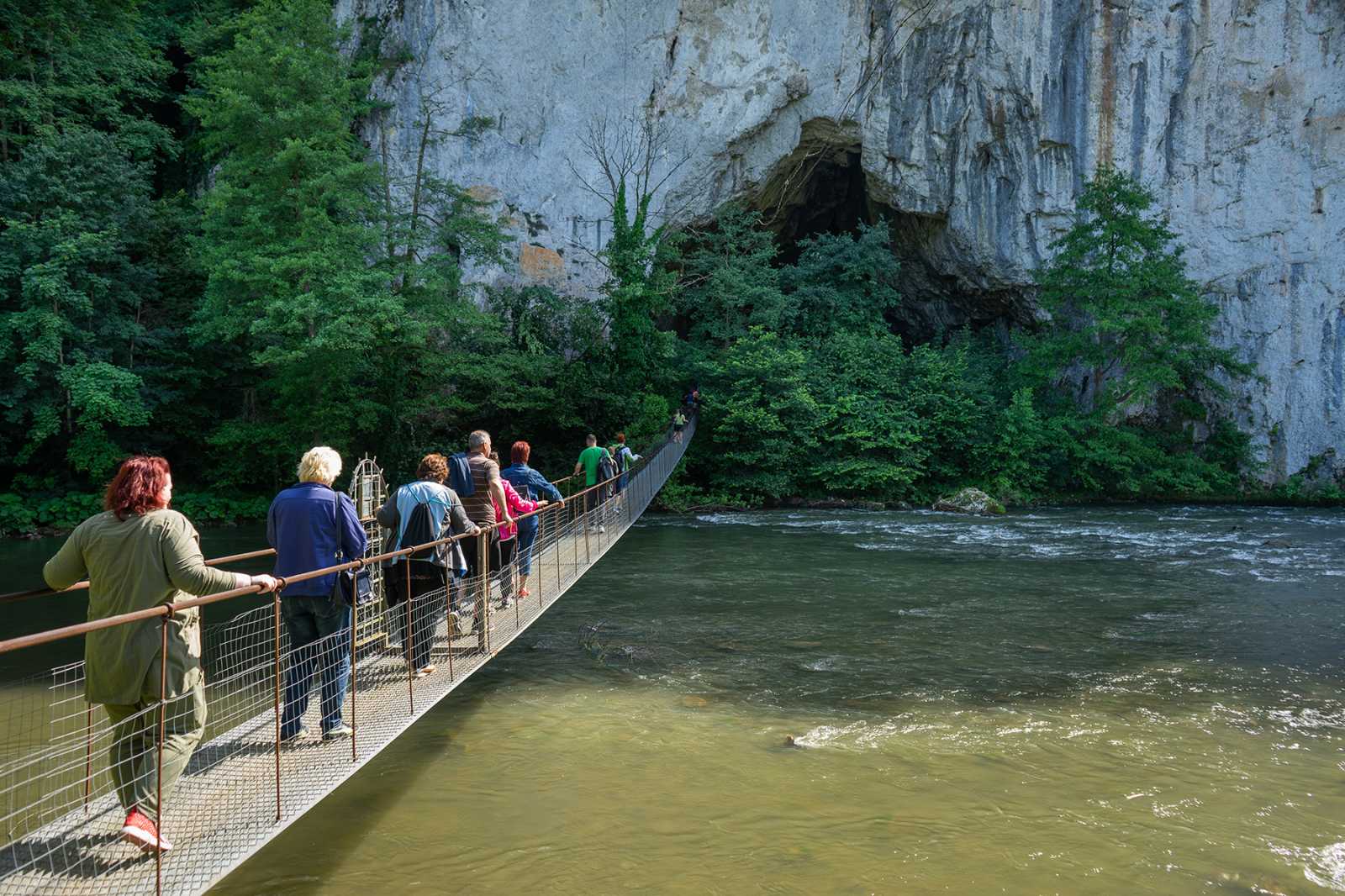 A Nagy Magyar-barlang már ezelőtt 100 évvel látogatható volt a turisták számára | Fotó: Bihar megyei önkormányzat