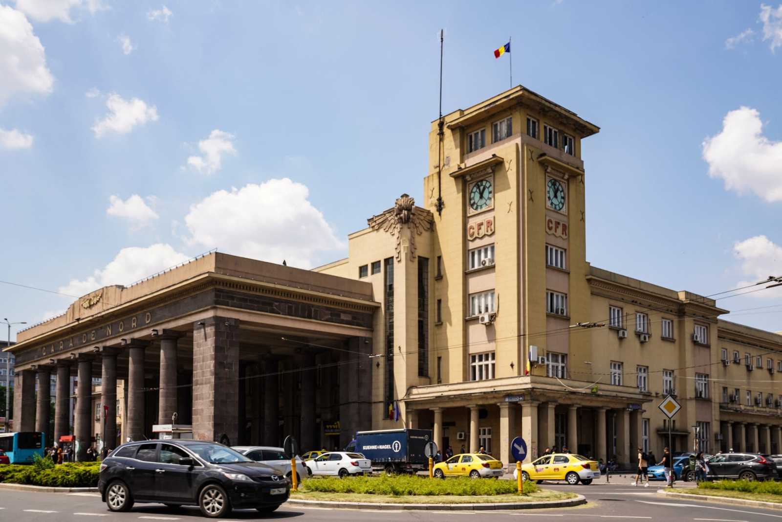 A bukaresti vasútállomáson okozott felfordulást egy férfi | Illusztráció: CFR Infrastructură/Facebook