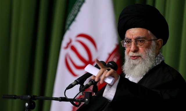 Hamenei szerint Irán szövetségesei nem fognak meghátrálni Izraellel szemben Fotó: khamanei.ir