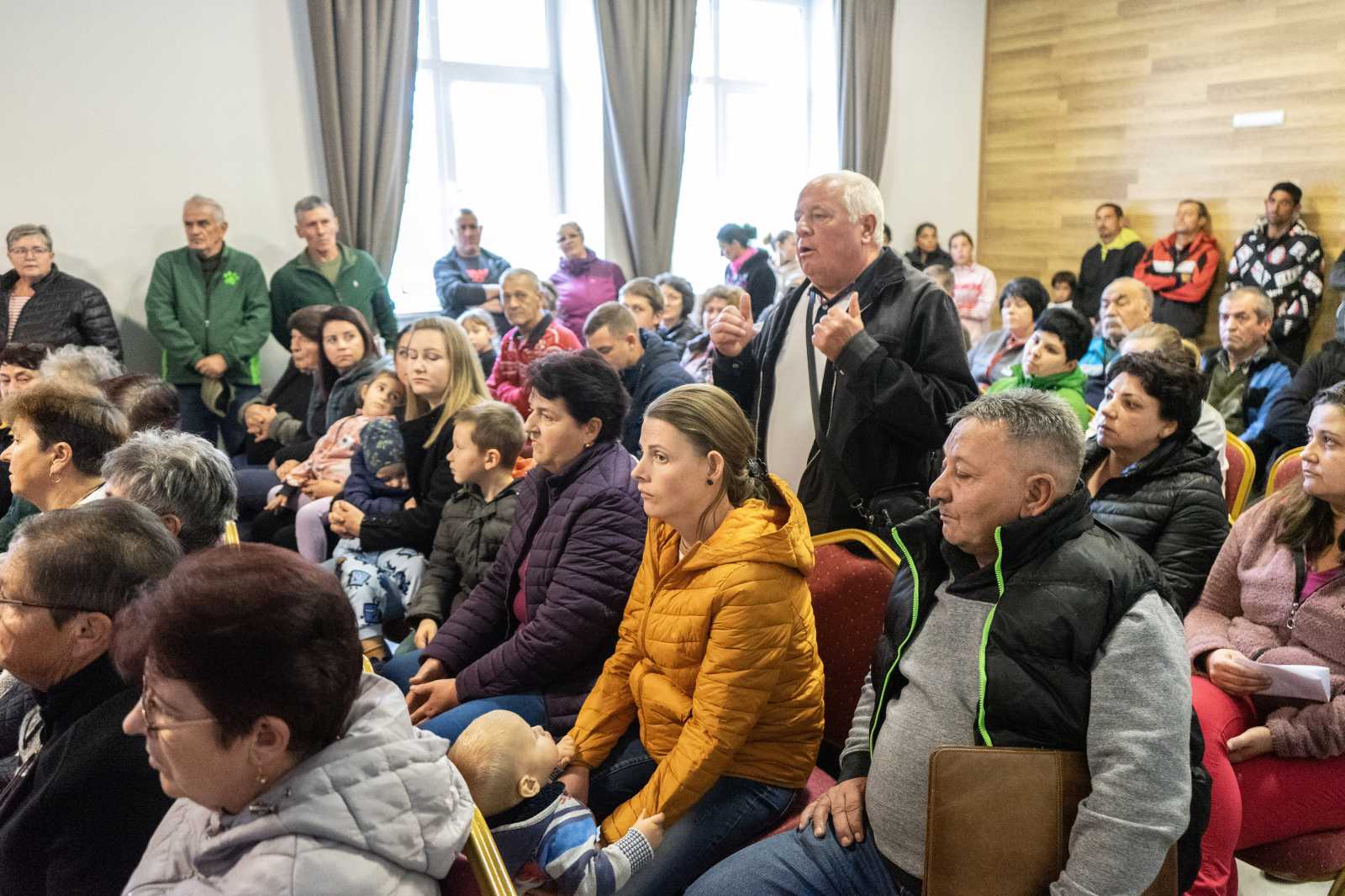 Szántó Sándor: a házát felgyújtották, ablakait beverték