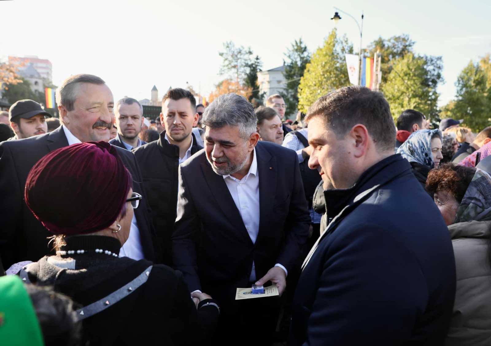 Csak Ciolacu második fordulós jelenléte biztos Fotó: Marcel Ciolacu Facebook oldala 