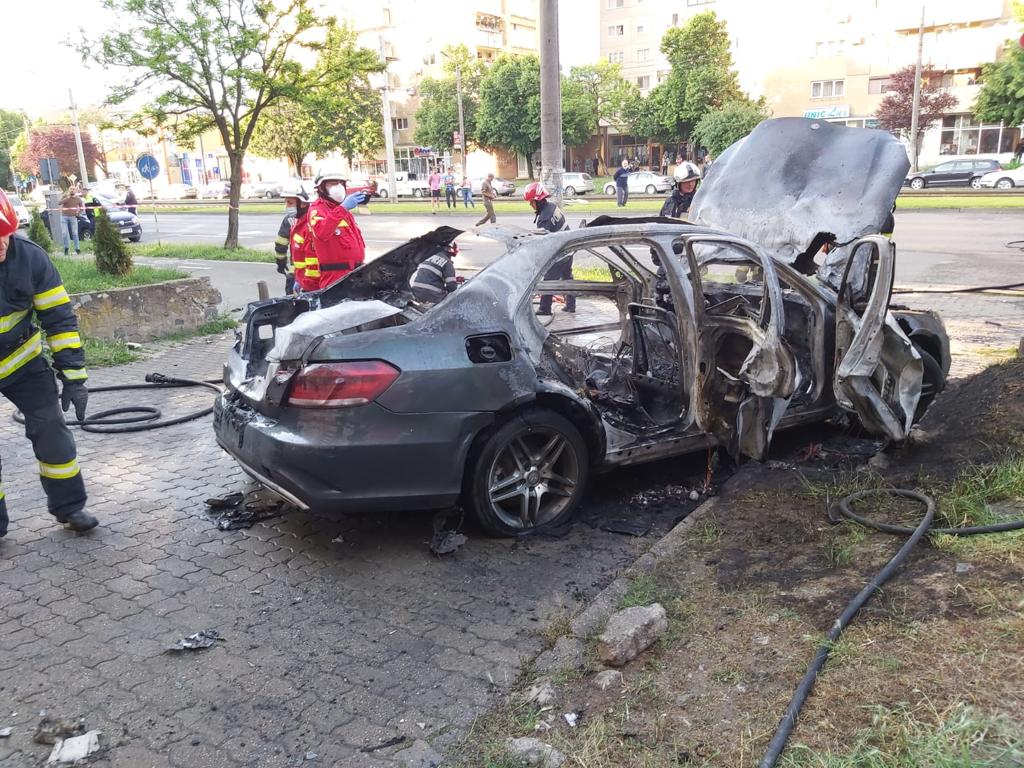 A boncolás megerősítette az üzletember személyazonosságát, és kimutatta, hogy másodpercekkel a robbanás után meghalt. | Archív felvétel | Fotó forrása: Arad megyei katasztrófavédelem