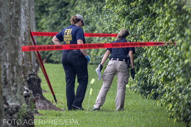 FBI-ügynökök ellenőrzték a Trump International Golf Club szélét a floridai West Palm Beachen a merényletkísérlet után | Fotó: Agerpres