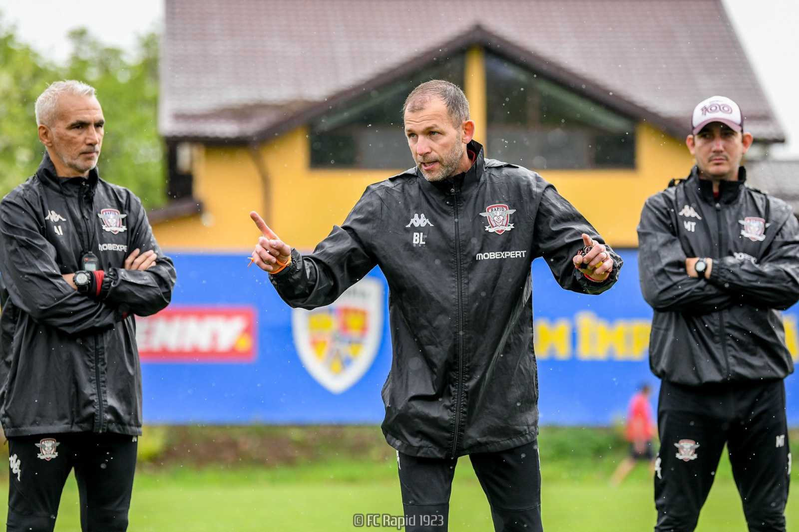 Bogdan Lobonț az FCSB ellen debütál a Rapid edzőjeként | Fotó: FC Rapid/Facebook