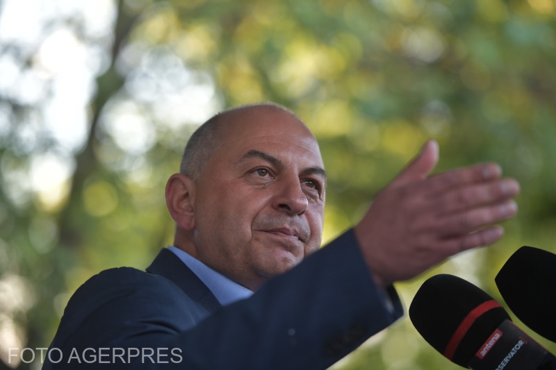 Cîrstoiu kijelentette, ő győztes típus, majd távozott a koalíciós megbeszélésről | Fotó: Agerpres