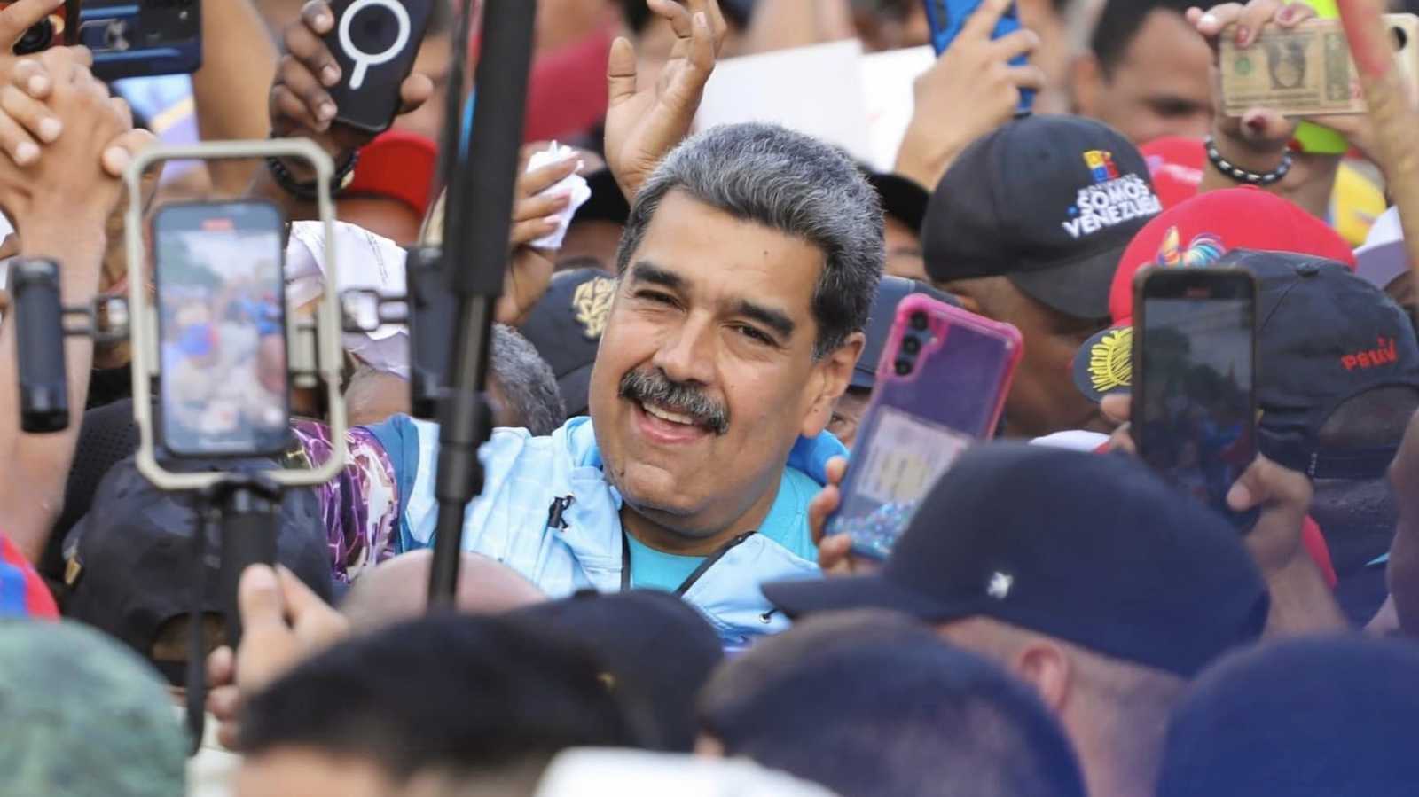 Maduro szerint a kormánya elleni tüntetések szítására és gyűlöletkeltésre használják az oldalakat Fotó: Nicolas Maduro Facebook oldala