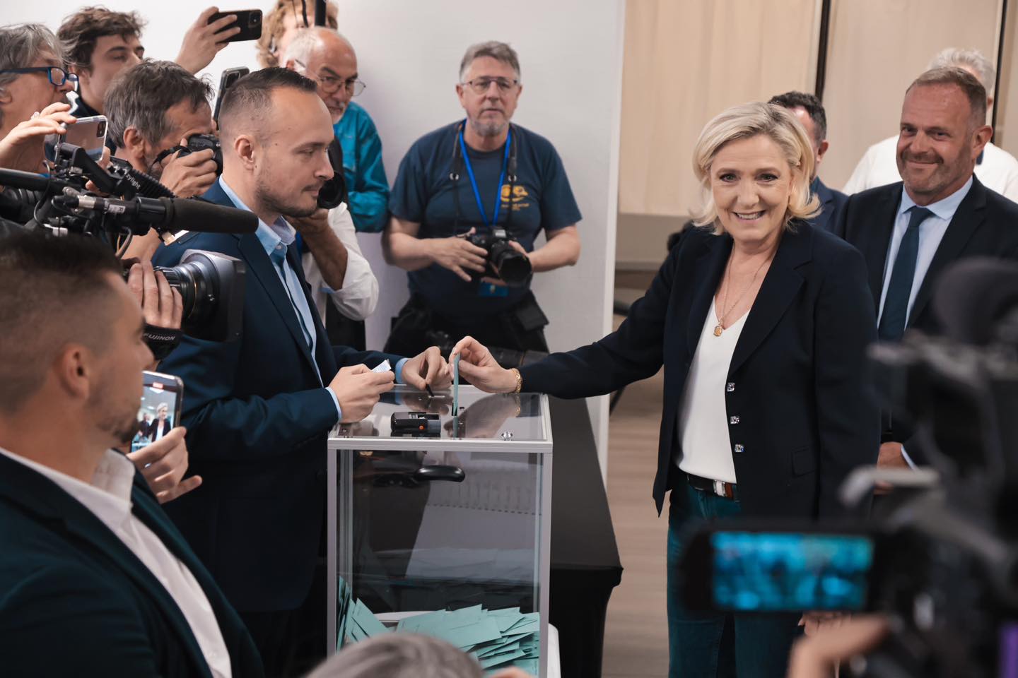 Orbánék mellett teszi le a voksát Marine Le Pen? Fotó: Marine Le Pen Facebook oldala