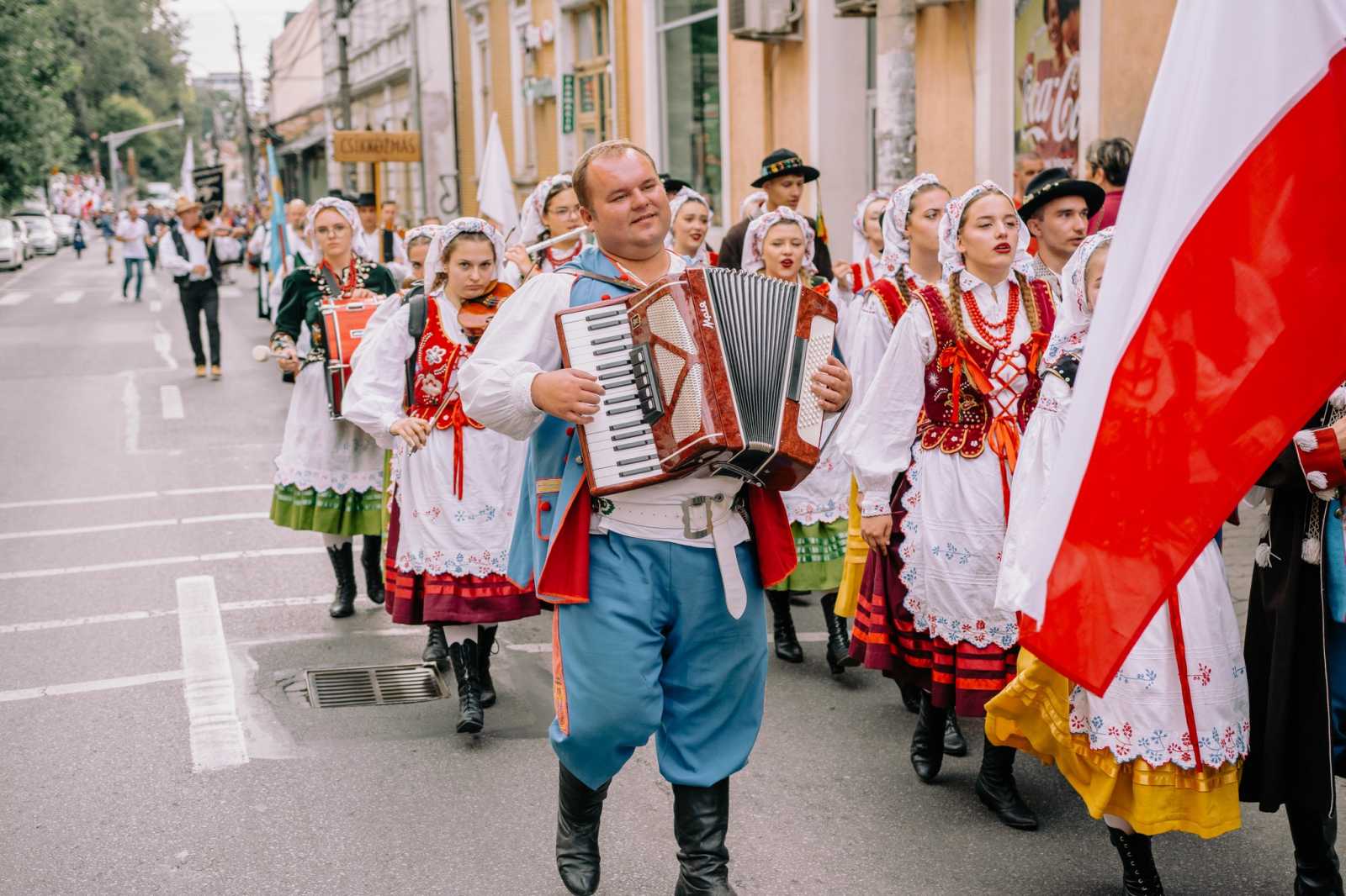 Forrás: Szent István-napi Néptánctalálkozó Facebook-oldala