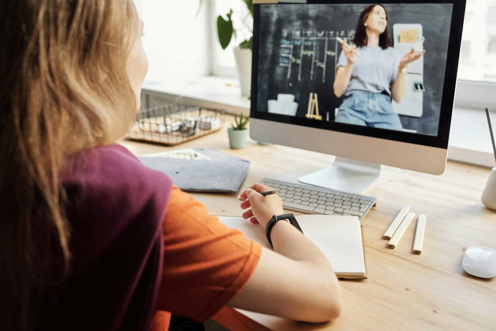 A tanfelügyelőség kérésére lehet online oktatás az írásbeli vizsgák alatt. | Illusztráció | Fotó: Pexels