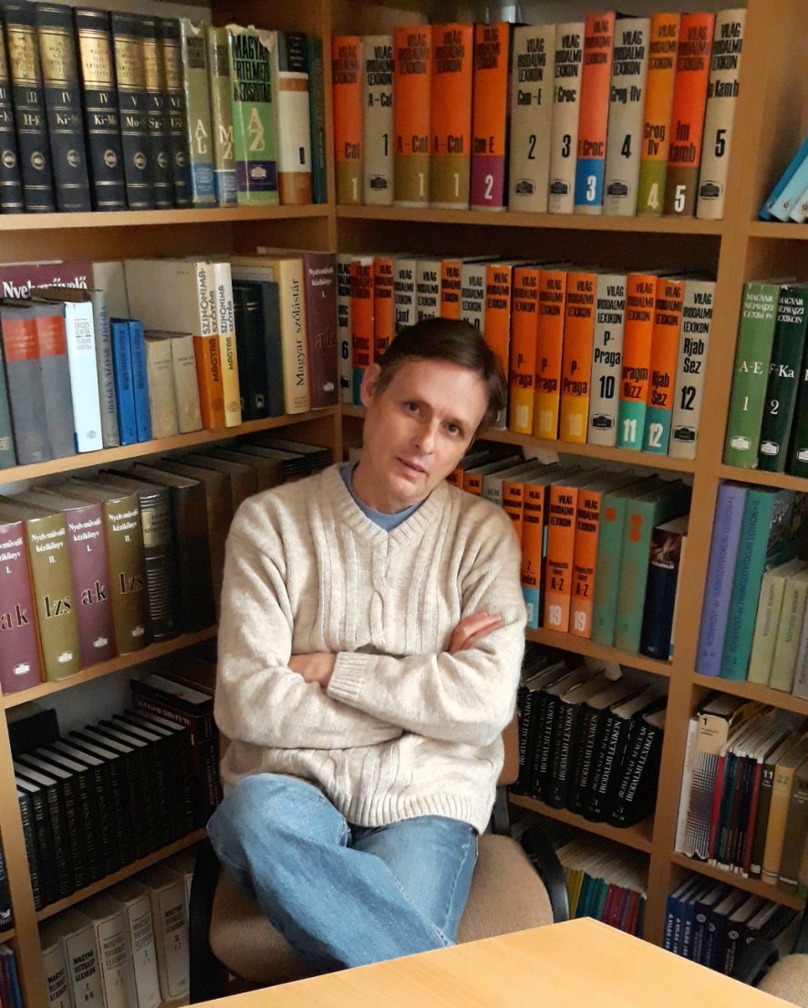 Borbé Levente könyvtáros, biblioterapeuta, író. Fotó: Wikipédia