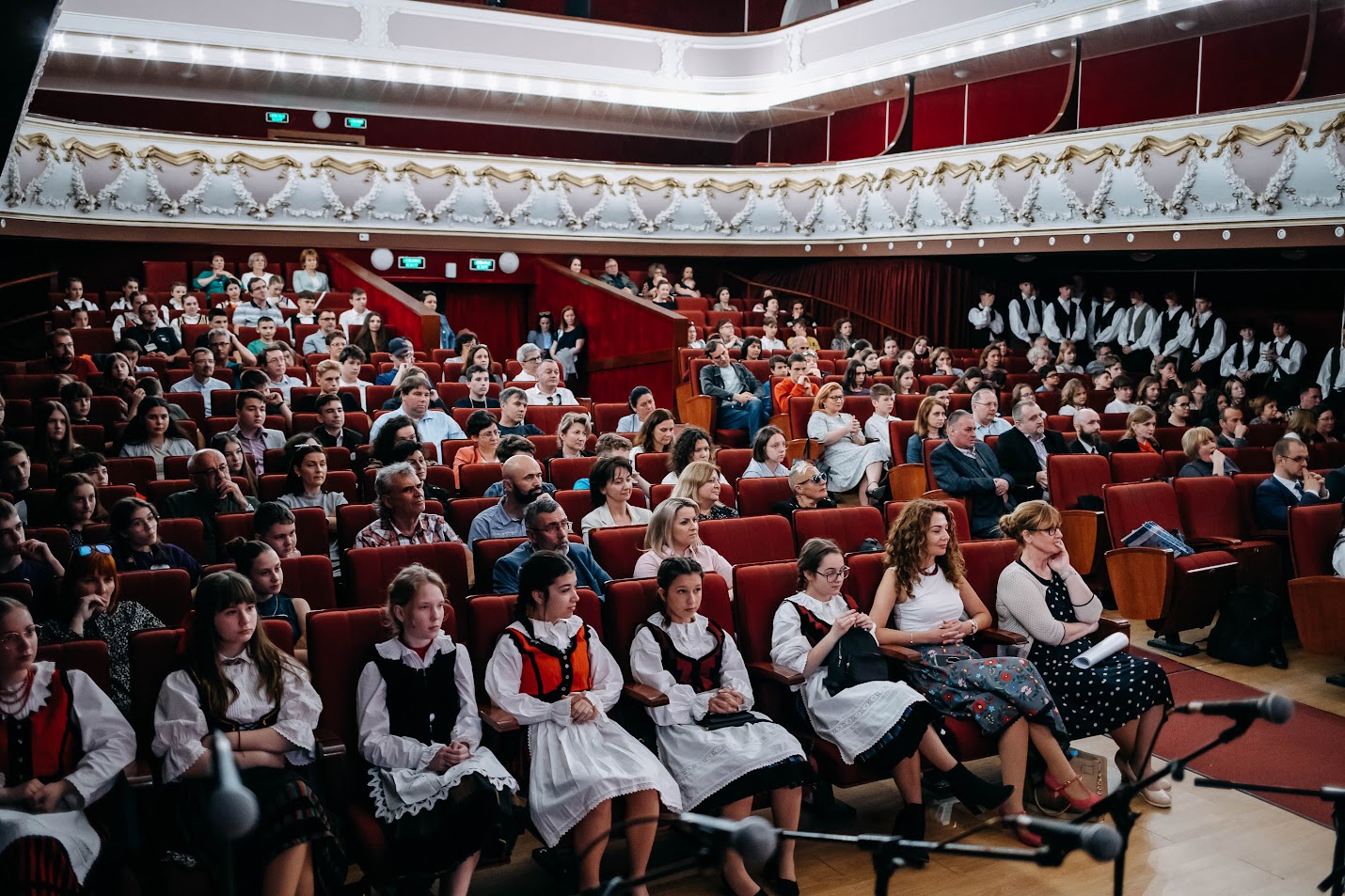 Megtelt a Vigadó nagyterme|Fotó: Nagy Mózes Főgimnázium