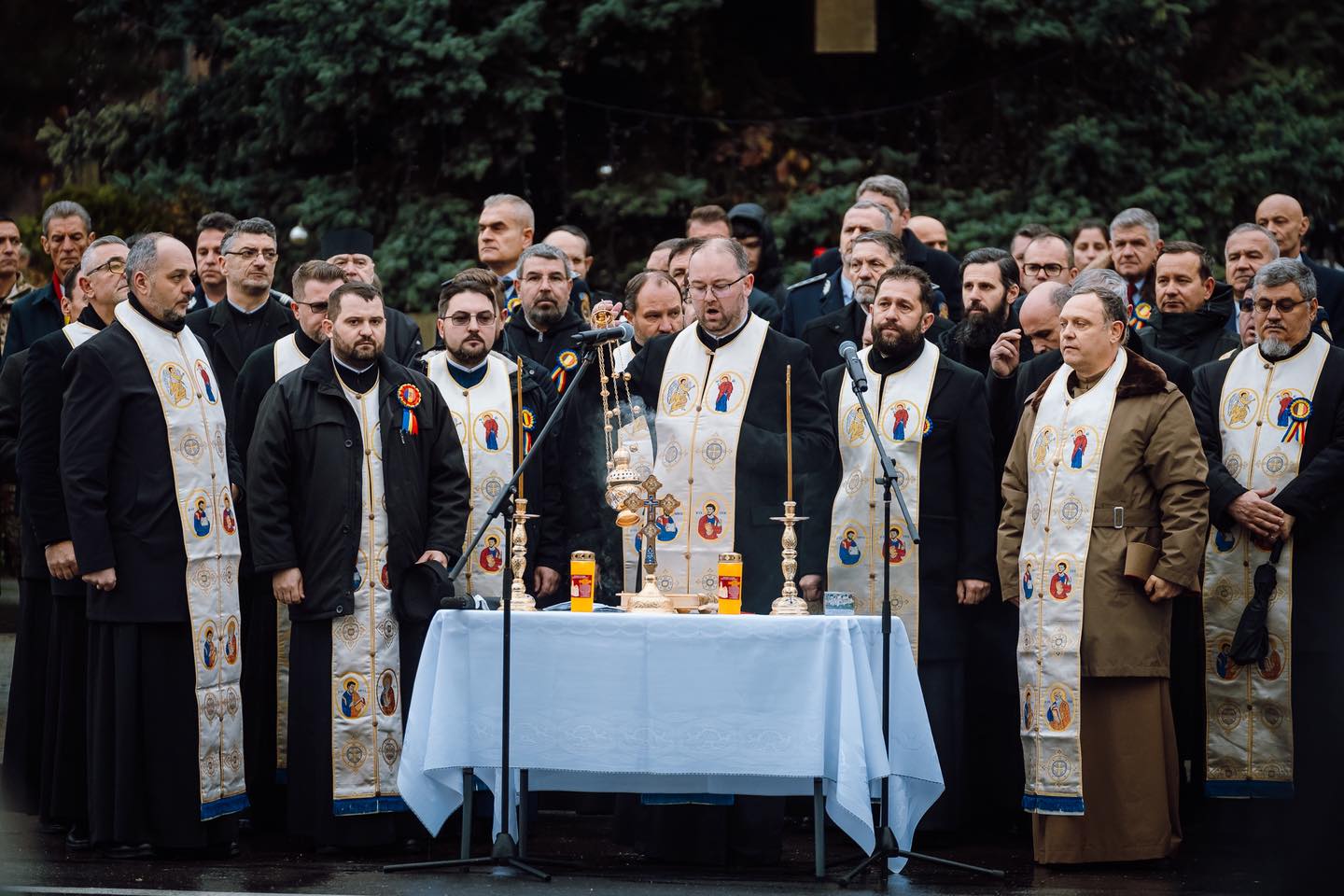 Egyházi szertartás Marosvásárhely főterén | Fotó: Marosvásárhely Polgármesteri Hivatala