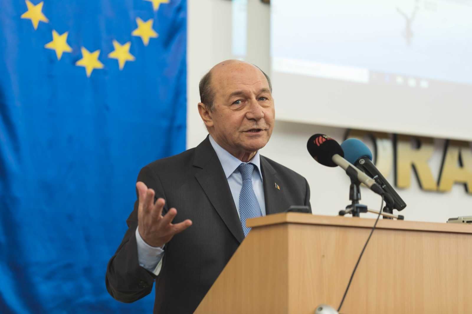 Traian Băsescu | Traian Băsescu Facebook-oldala/archív