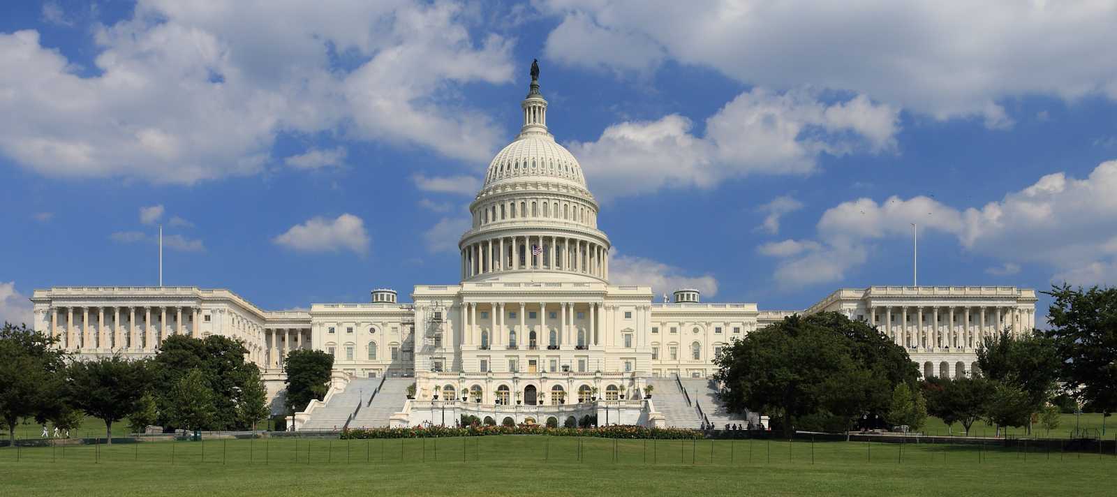 Washingtonban keresnek támogatókat Miculáék | Fotó: Wikipedia