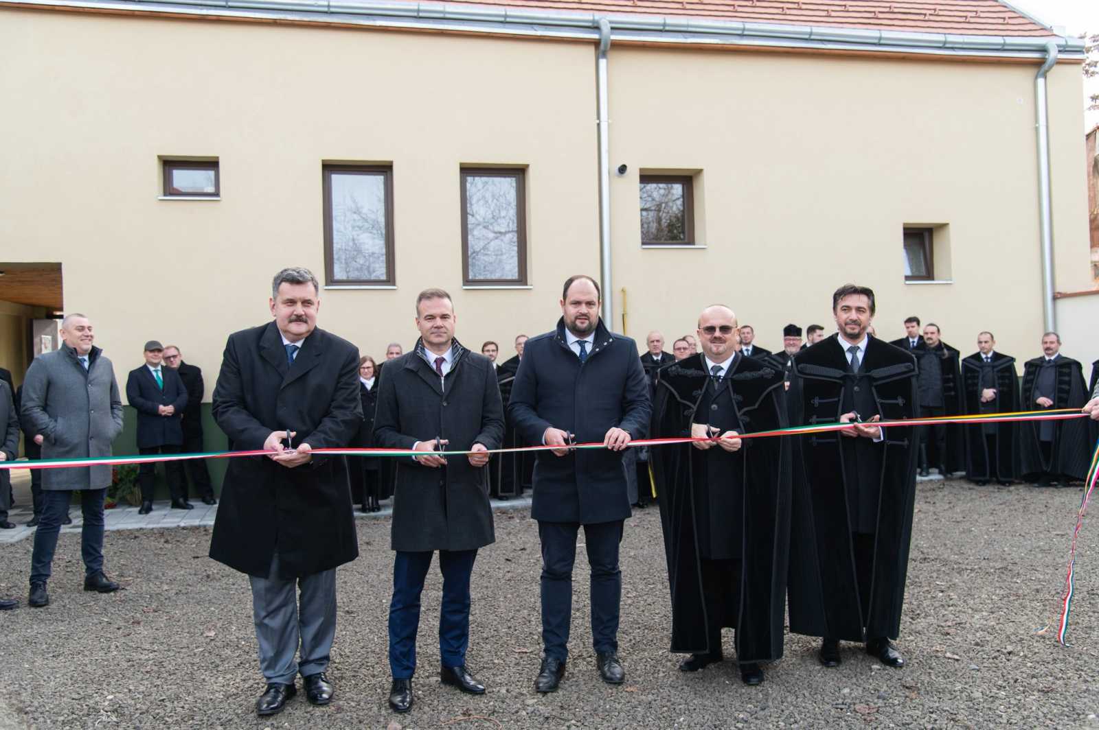 Átadták | Fotó: Nacsa Lőrinc Facebook-oldala