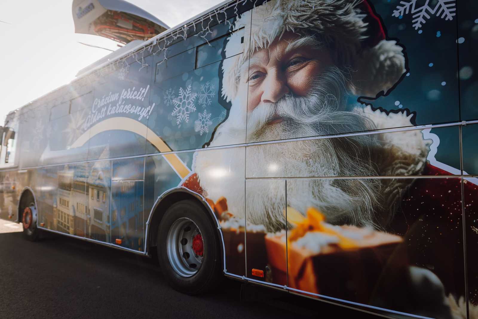 Ha december, akkor Mikulás busz Marosvásárhelyen | Fotó: Közlekedési Vállalat Facebook oldala