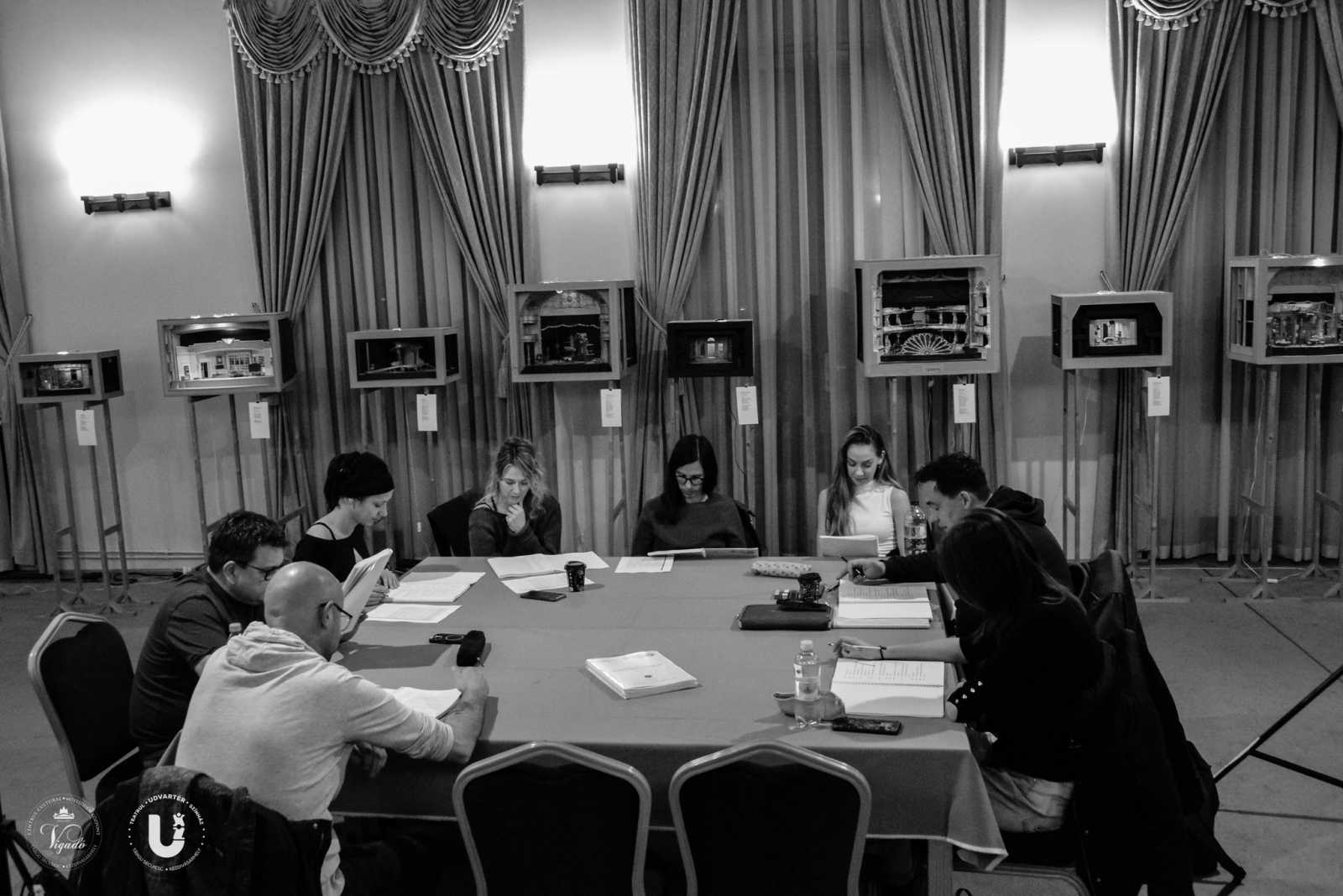 A Hatan pizsamában november közepi olvasópróbája | Fotó: Udvartér Színház/Facebook