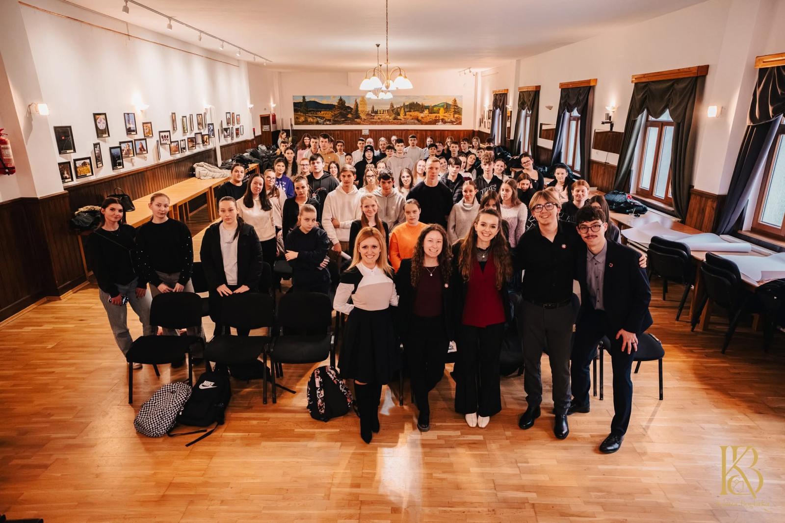 Lelkes diákok, lelkes szervezők. Nagy sikert hozott a kezdeményezés. | Fotók: Hompoth Gellért