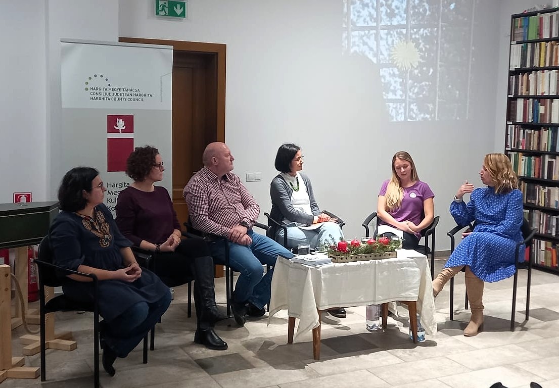 Balról jobbra: Gábor Zsuzsa, Lipeczky Erna Andrea, Csiszer Csaba, Gál Katalin, Lukács Eszter és Gergely Orsolya | A szerző felvétele