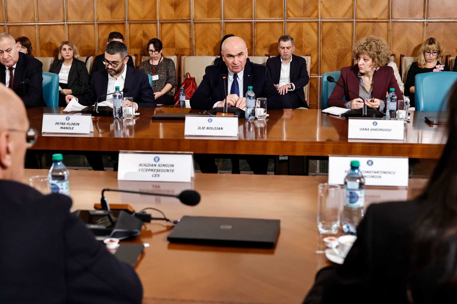 A jövő évi bruttó minimálbér volt az ülés témája | Fotó: gov.ro