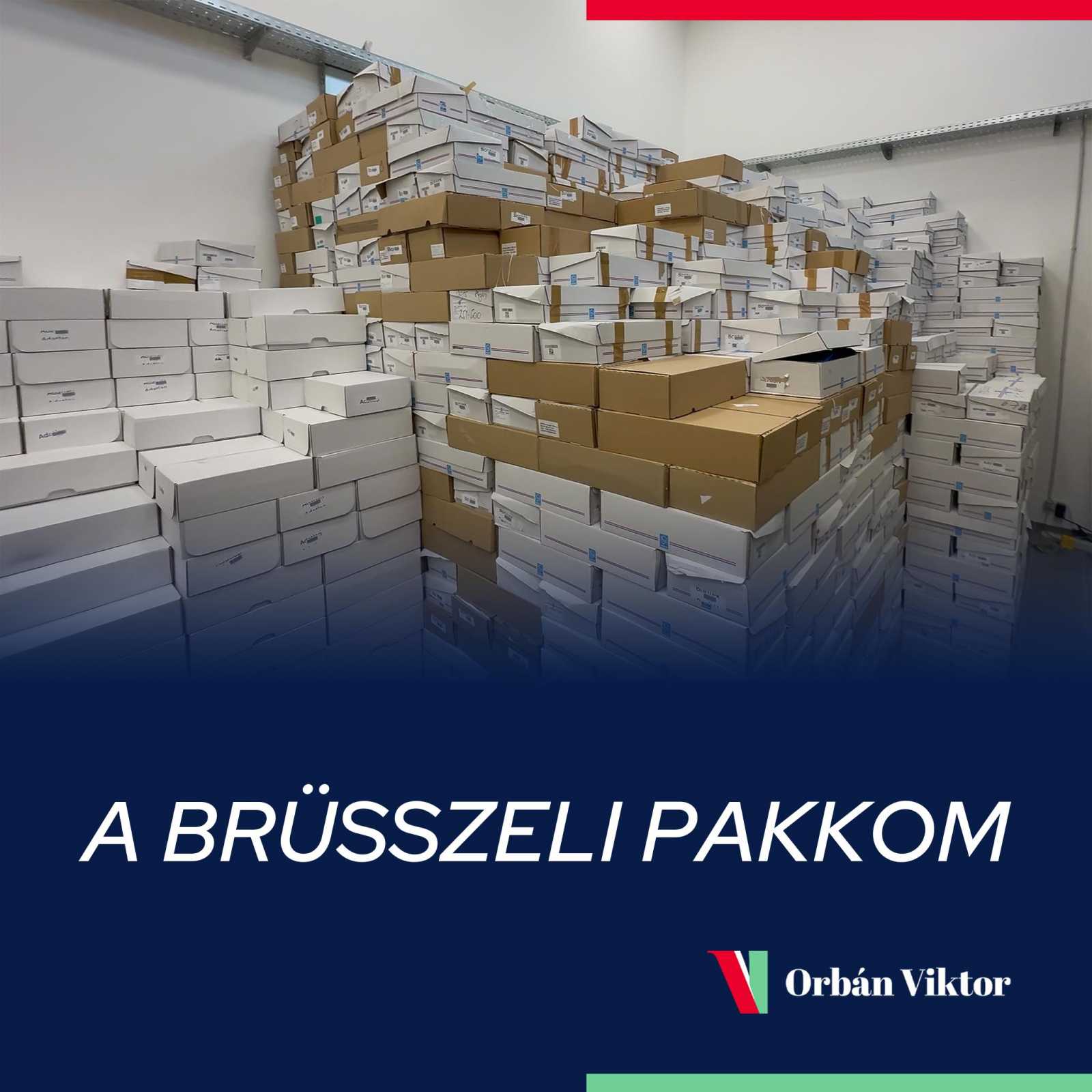 Ez a csomag | Fotó: Orbán Viktor Facebook oldala