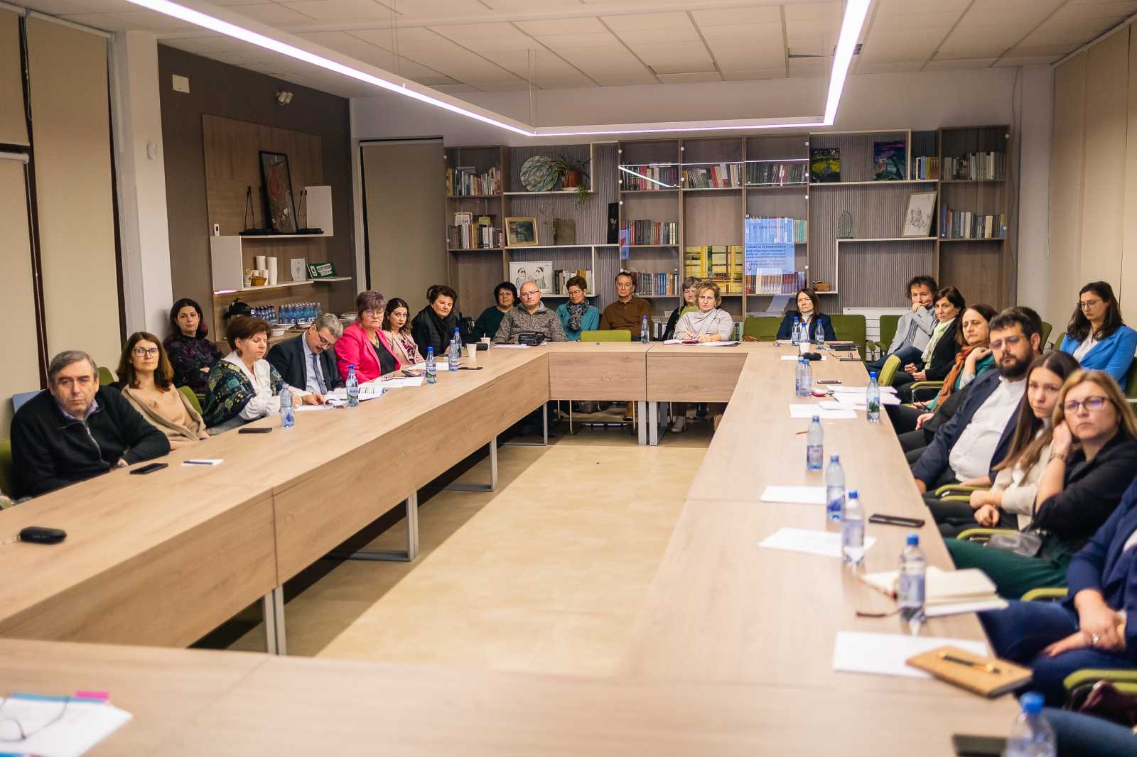 Országszinten tizenegy magyar tannyelvű líceum jelezte, hogy részt szeretne venni a kísérleti programban. 