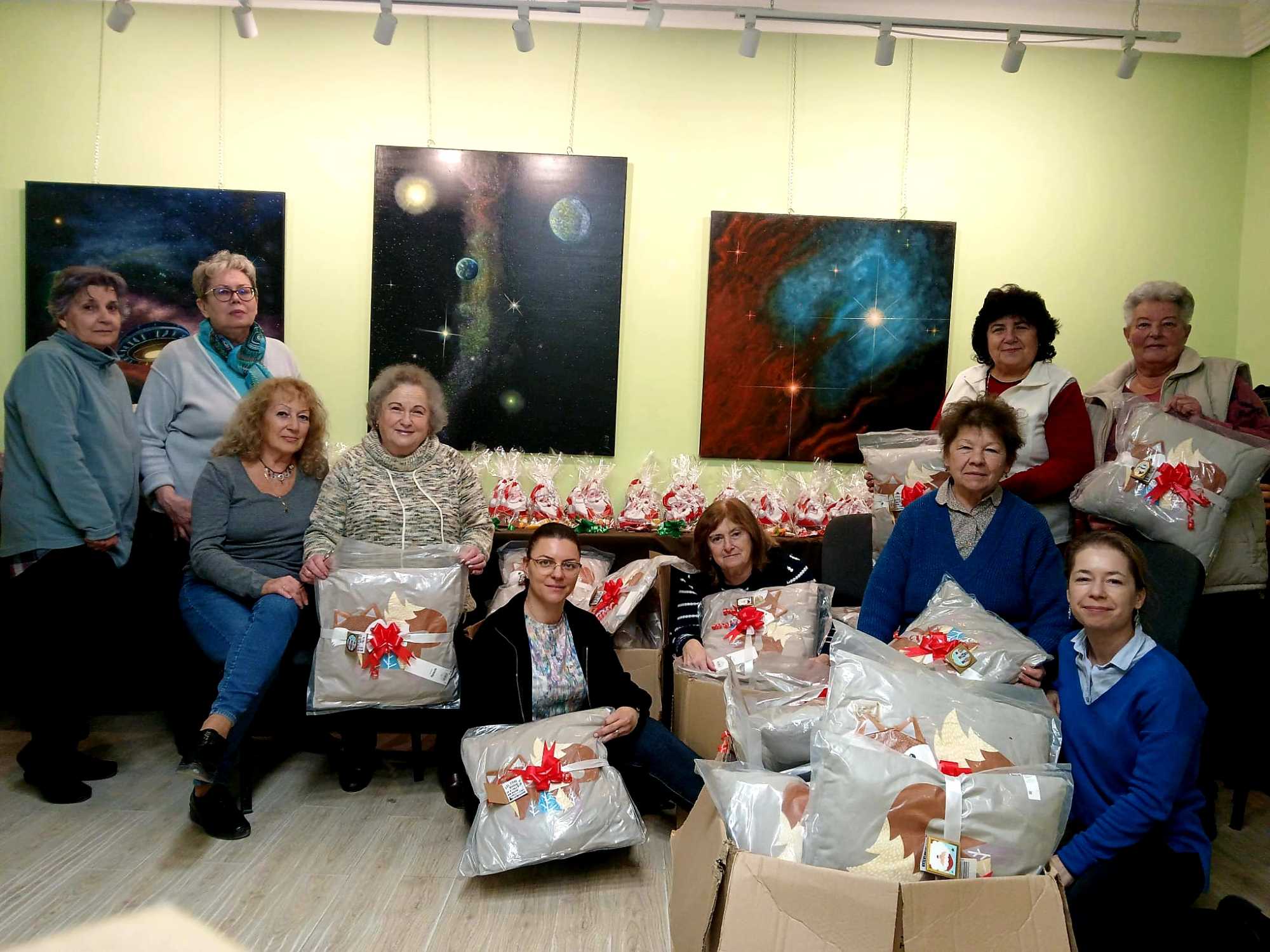 Az RMDSZ nőszervezetének tagjai beleadták szívüket, lelküket a készülődésbe | Fotó: Kulcsár Mária