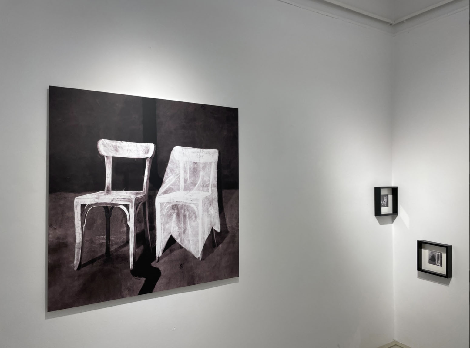 Kiállítás a csíkszeredai Új Kriterion Galériában. | Siklódy Fruzsina személyes archívuma