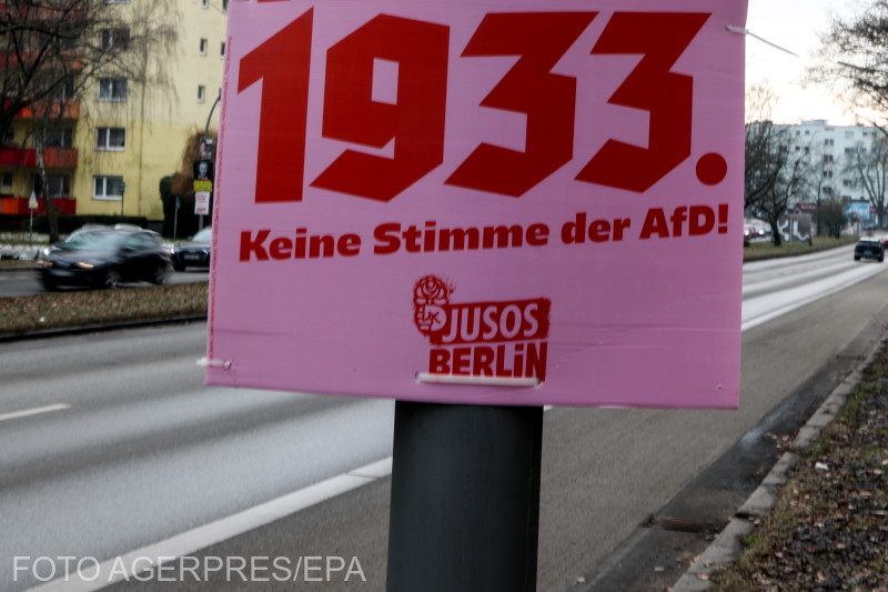 „Nem szavazunk az AfD-re” olvasható egy plakáton, Berlinben. | Fotó: Agerpres/EPA