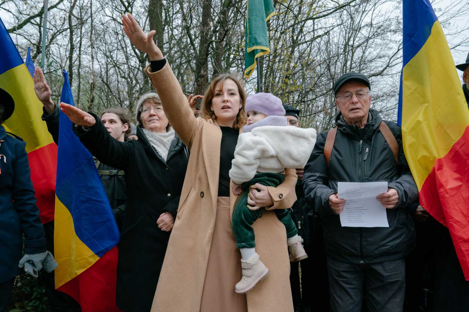 Megemékezés Tâncăbești-en, a Codreanunak állított emlékműnél | Fotó: Scena9/Facebook