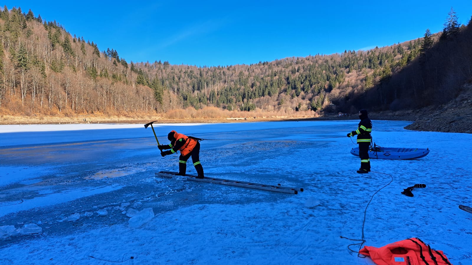 Megnehezítik a keresést a körülmények