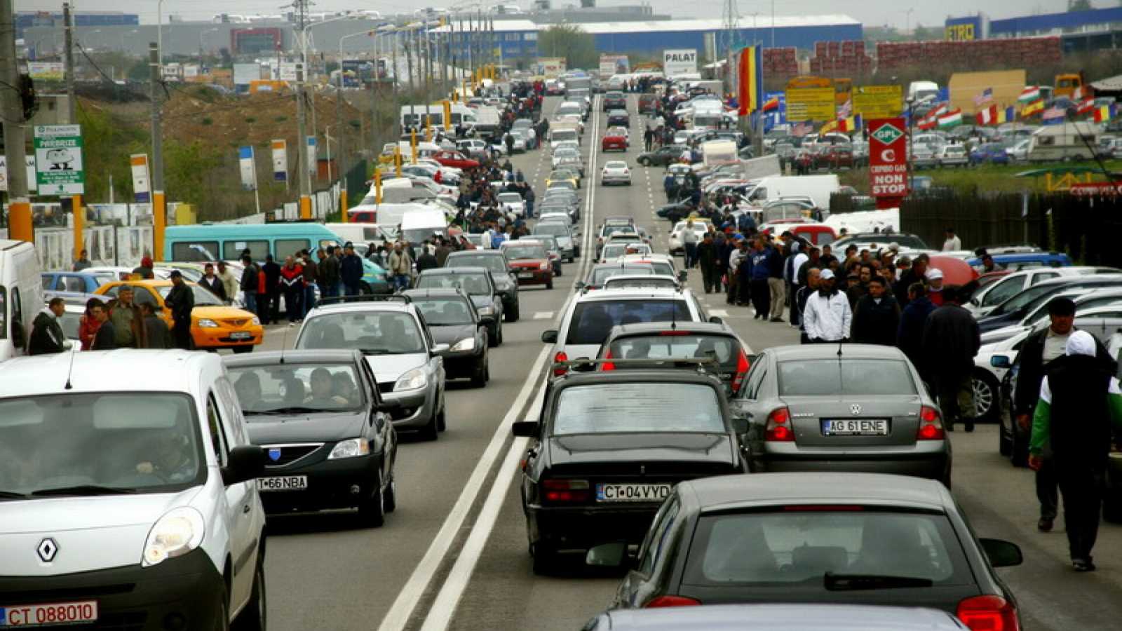 Lépésben haladnak az autók Azuga és Buşteni között |Fotó: illusztráció/Stirileprotv