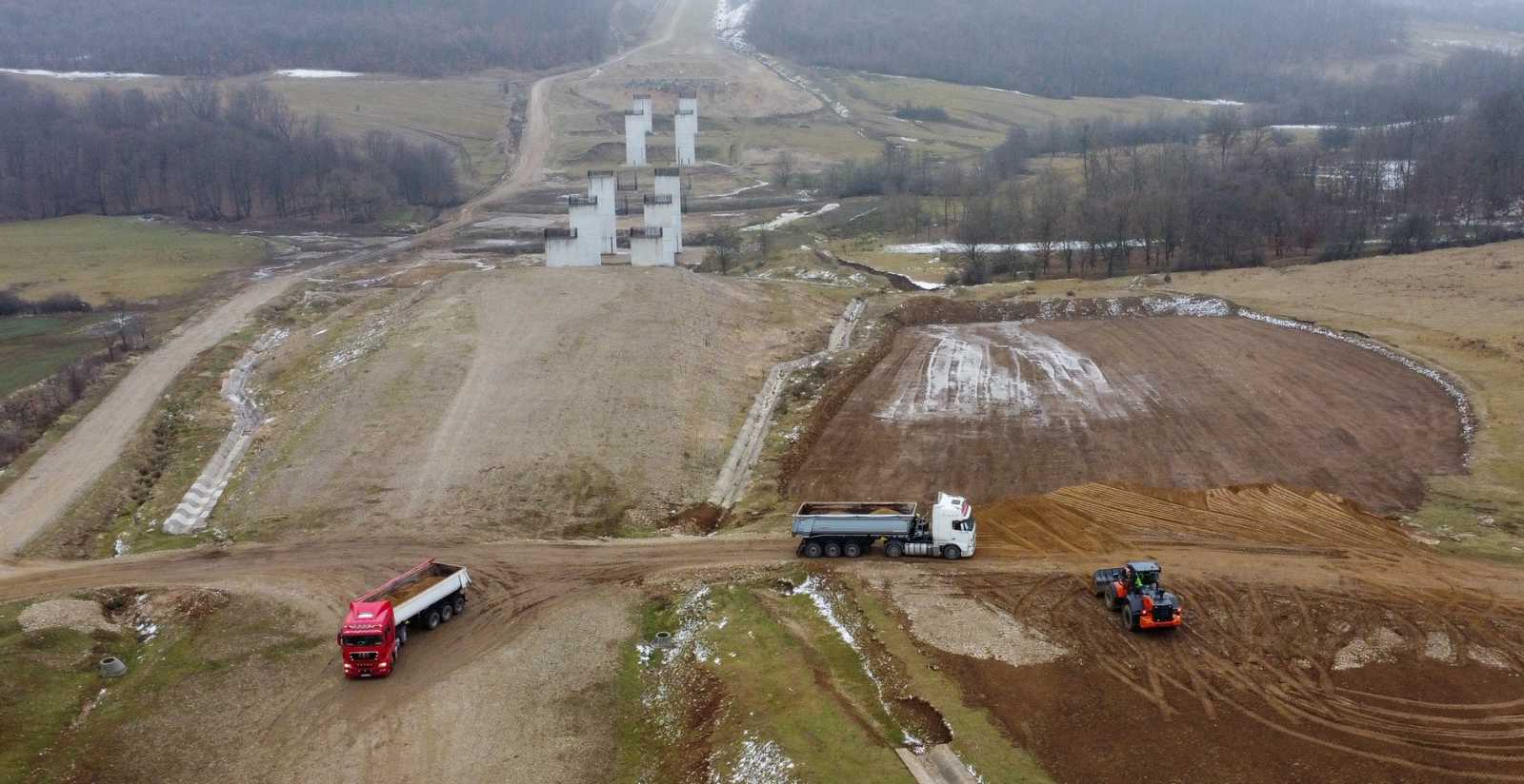 Több mint 10 év után folytatódnak a munkálatok | Fotó: Facebook/Constructii Erbasu