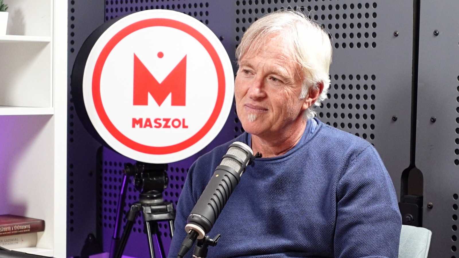 Herendi Gáborral a Maszol is készített interjút. | Fotó: Maszol