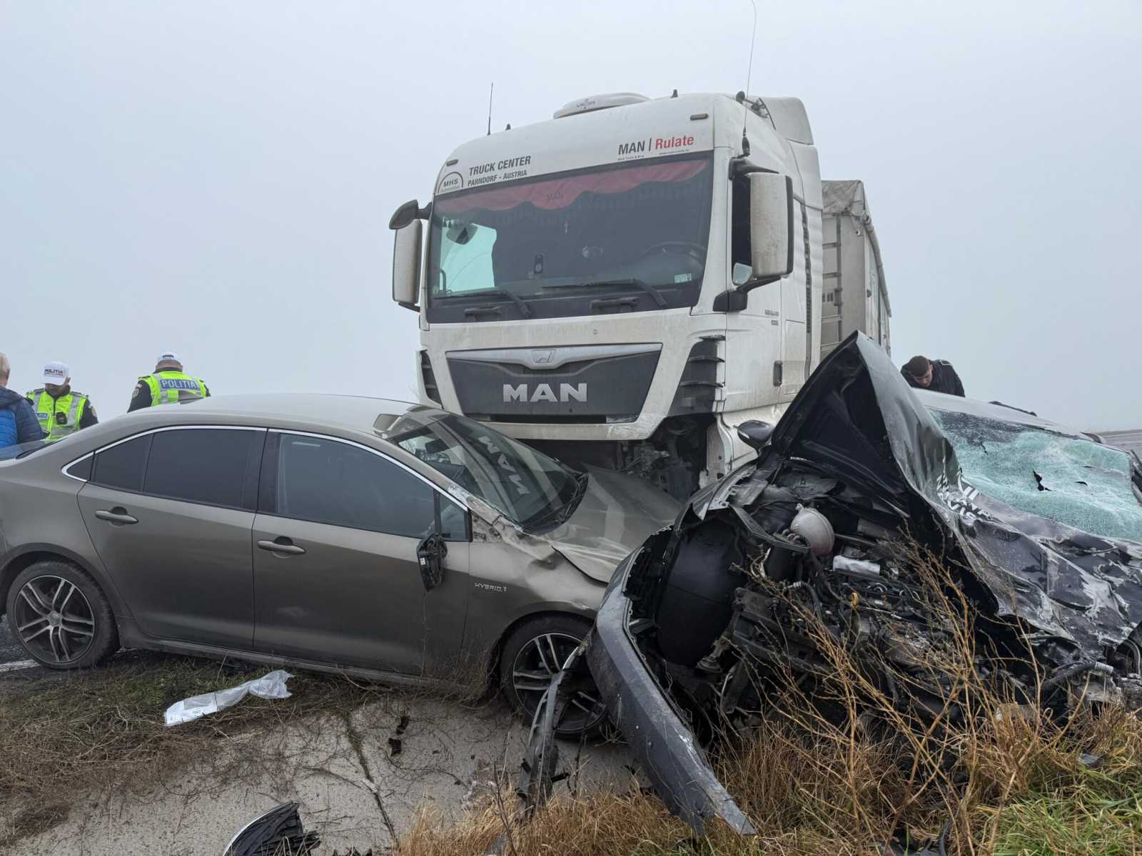 A balesetben három autó volt érintett | Fotó: ISU Tulcea