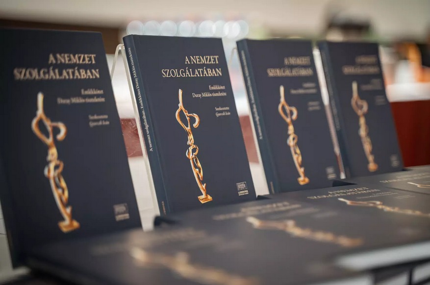 A Duray-emlékkötet l Fotó: ma7/Csáky Mátyás