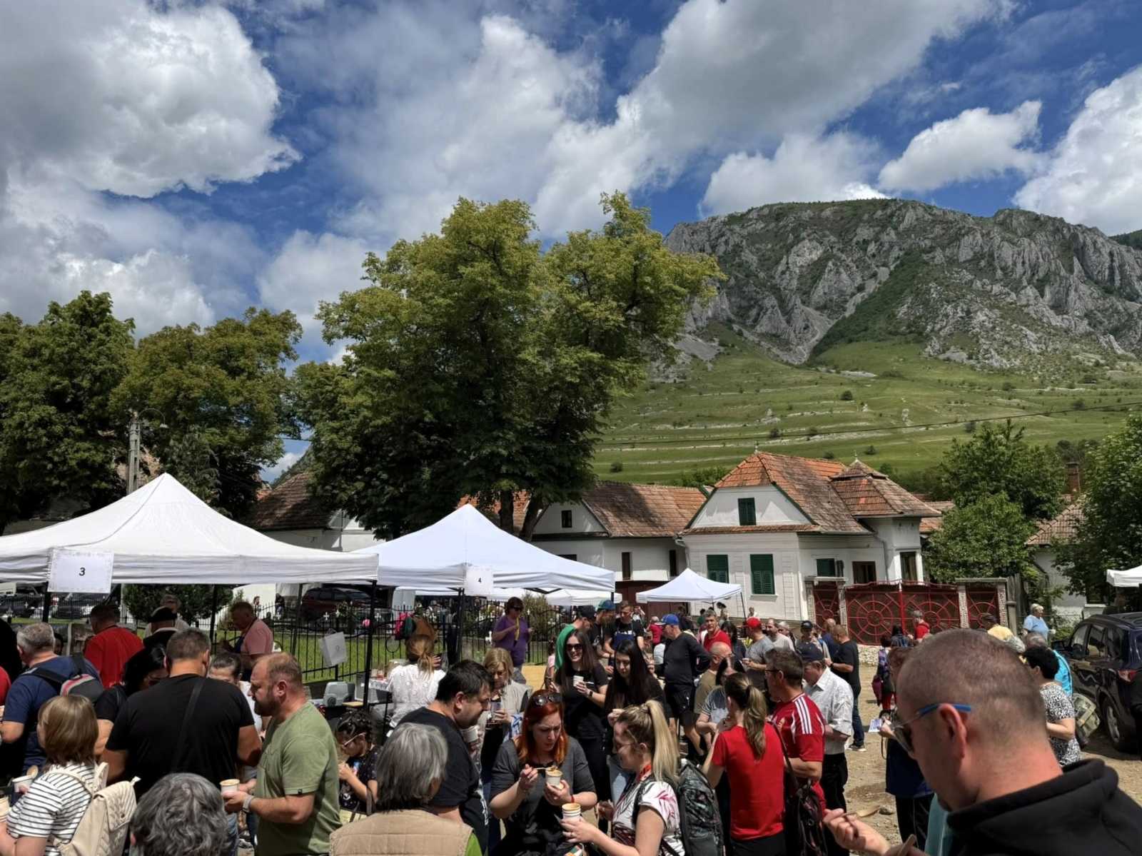 Volt a sokadalom idén is