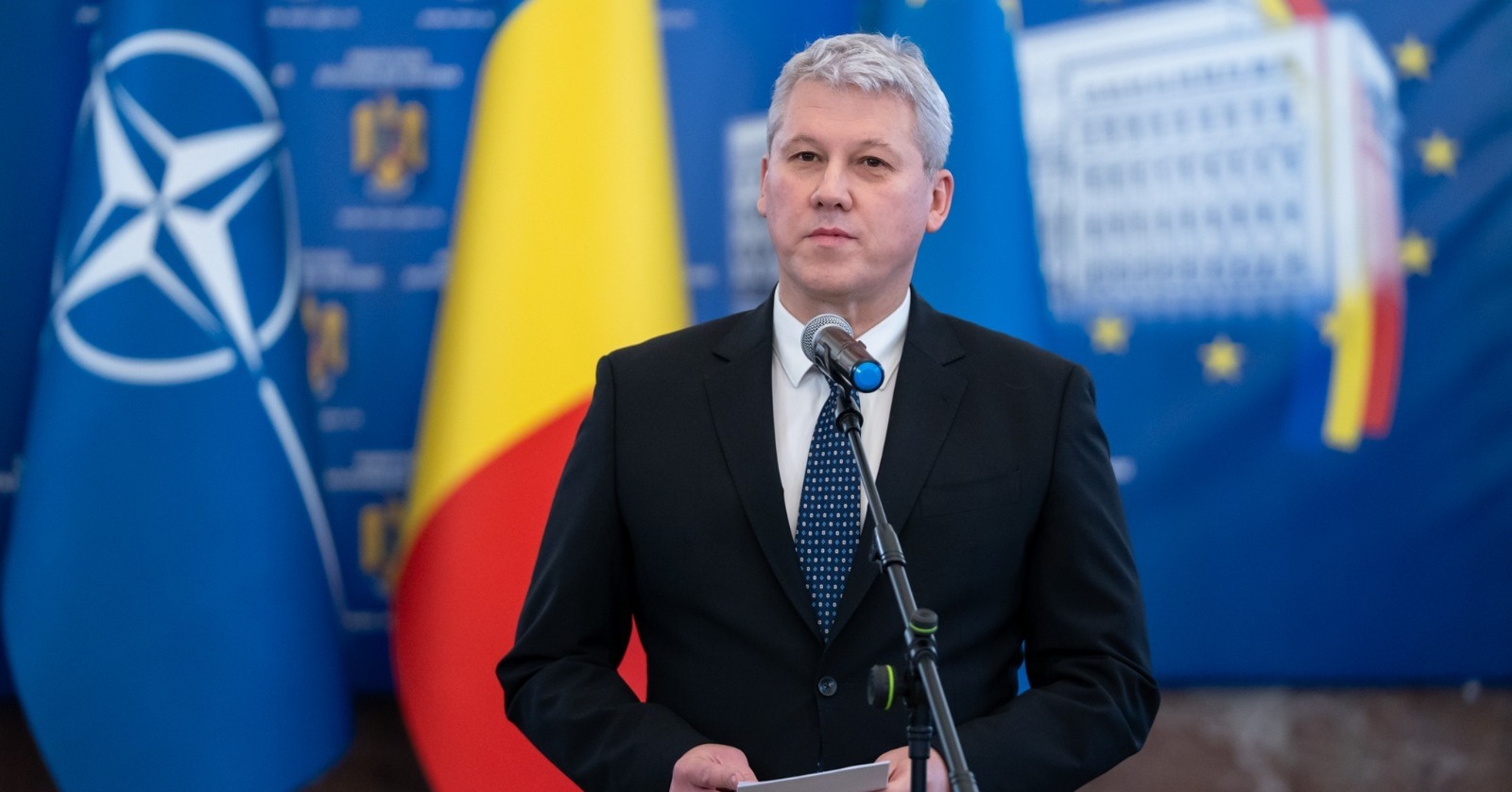 A bérek és nyugdíjak nincsenek veszélyben, ezt is kiemelte. | Fotó: Cătălin Predoiu Facebook-oldala