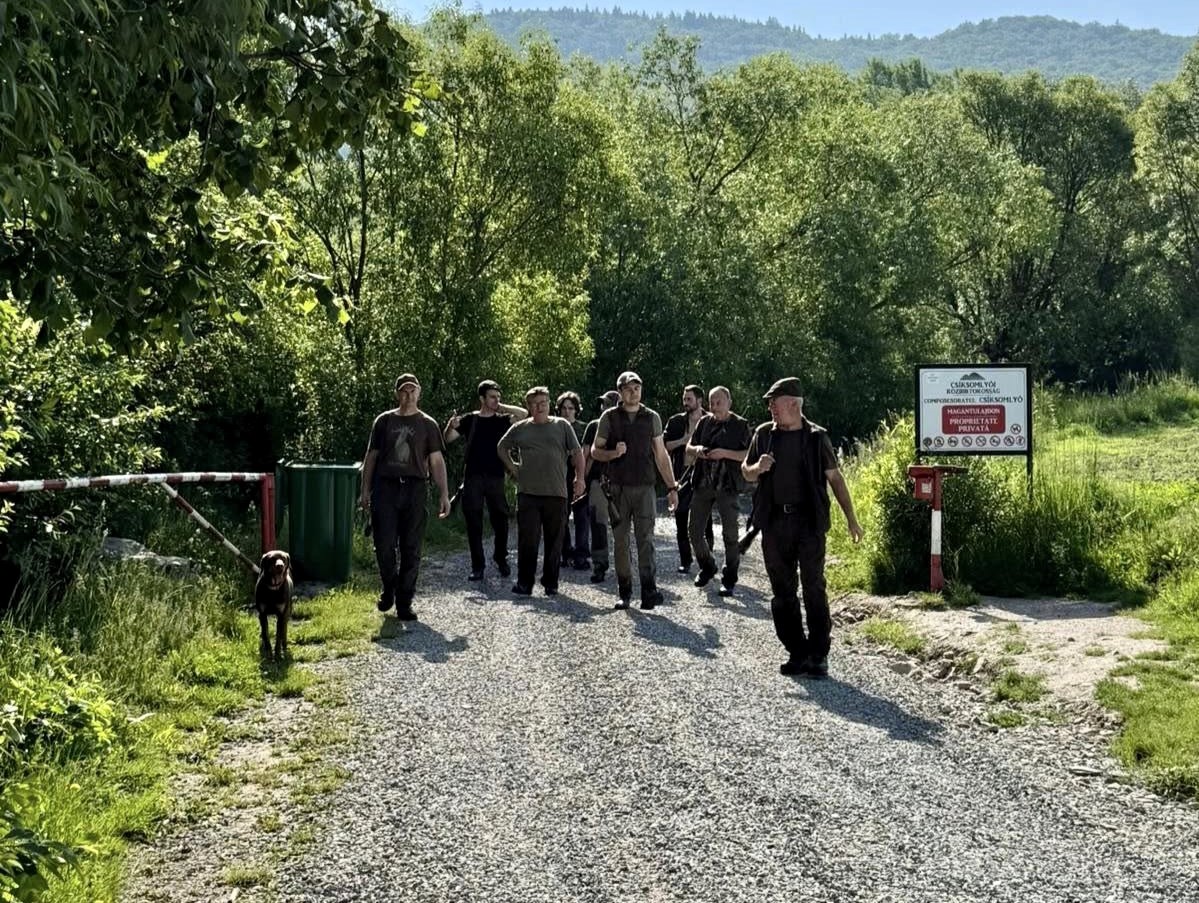 Vadászok segítségével történt az akció végrehajtása | Fotók: Csíkszereda városháza