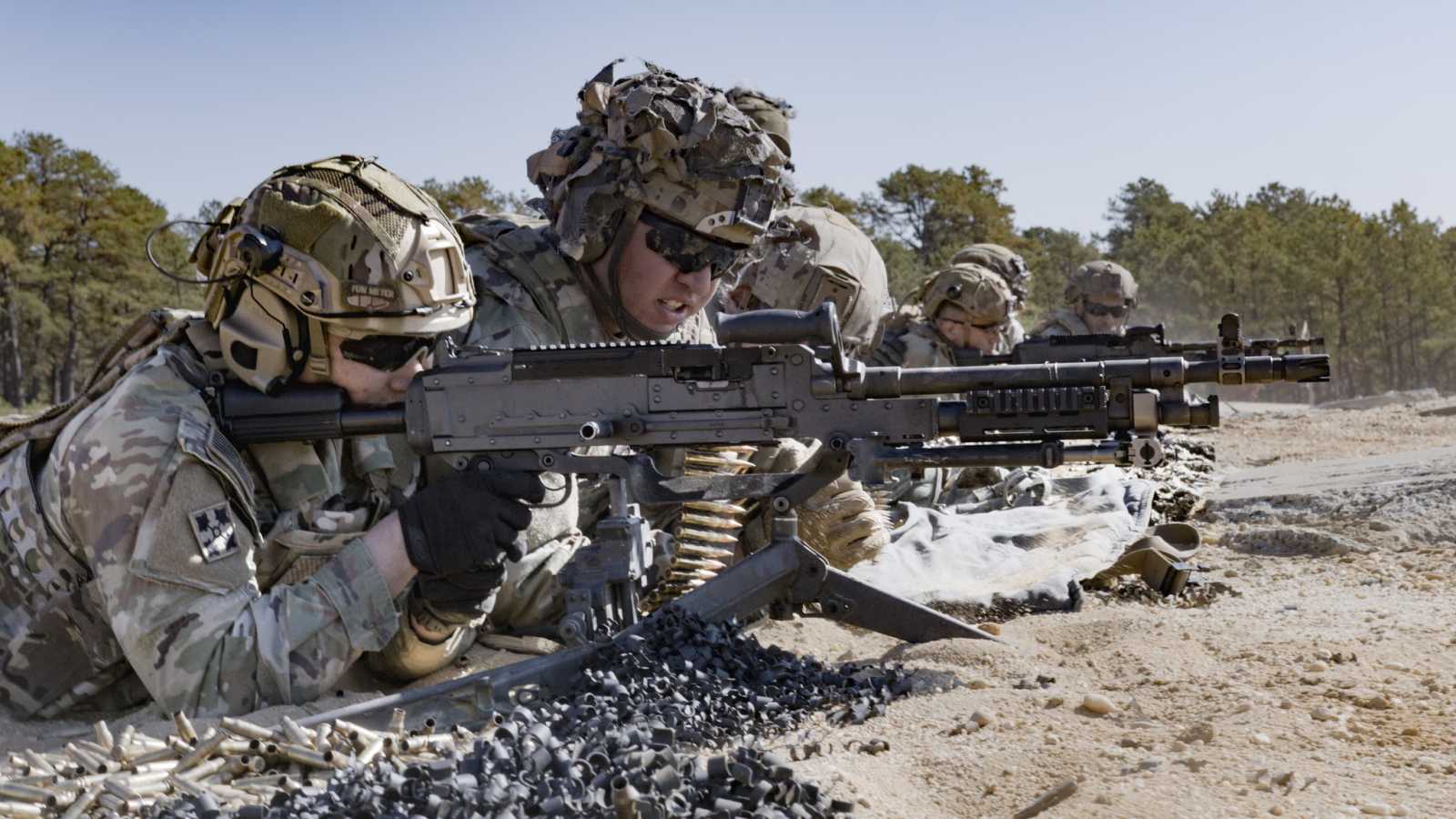 Dörögnek a fegyverek | Fotó: Facebook/US Army