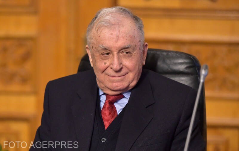 Enyhe javulást mutat Ion Iliescu állapota./ Fotó: Agerpres