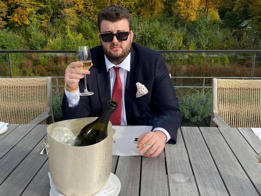 Közmunkát kell végeznie | Fotó: Victor Micula Facebook-oldala/archív felvétel