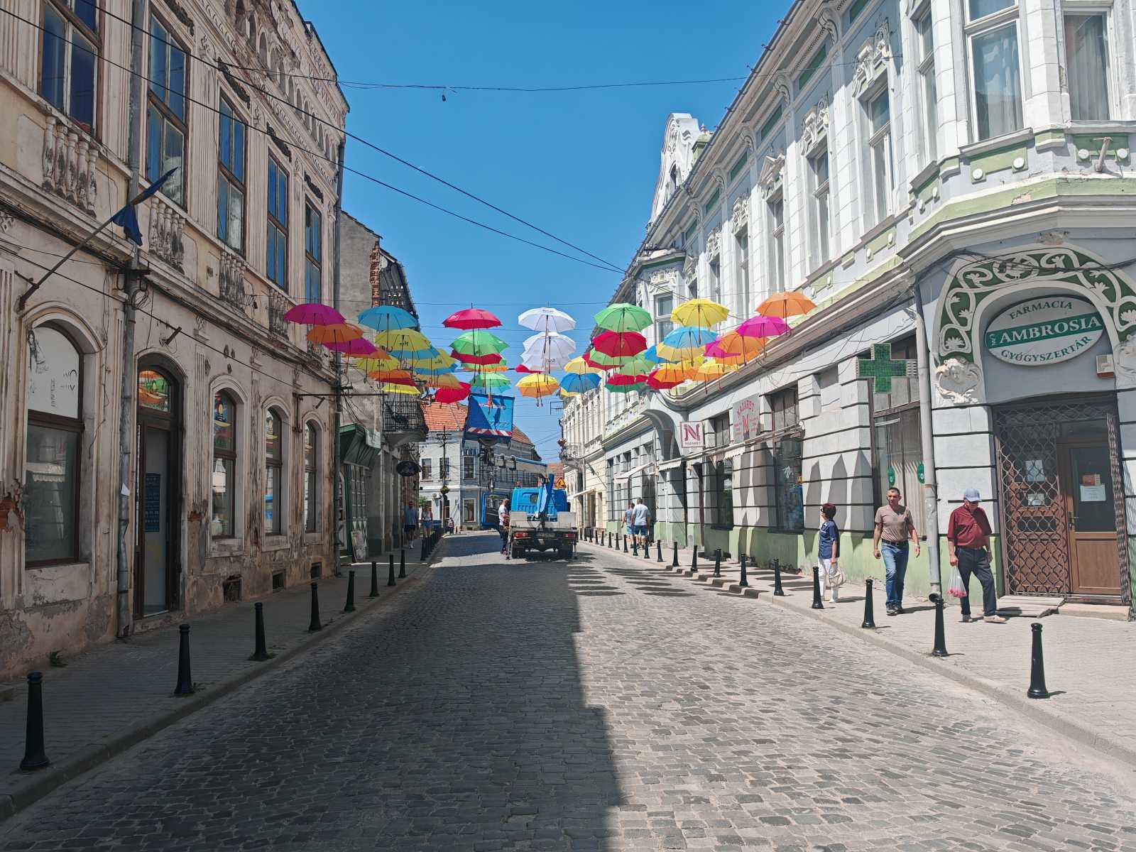 Javában folynak az előkészületek | A szerző felvétele