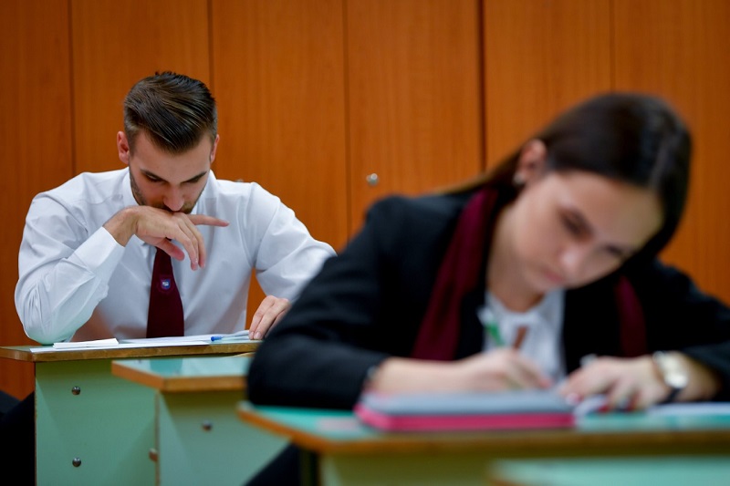 Több mint hatezer diák nem jelent meg az első vizsgán | Fotó: MTI