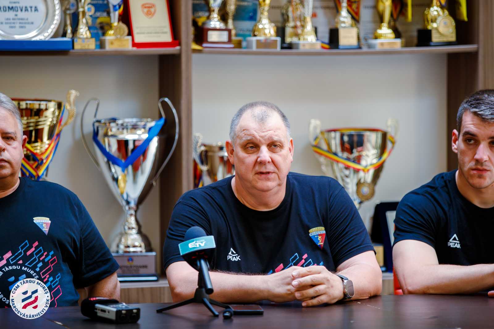 Cristian Iordache vezetőedző, Bartalis Károly úszóedző és Szathmáry Andor játékos | Fotó: Kádár Csongor Krisztián 