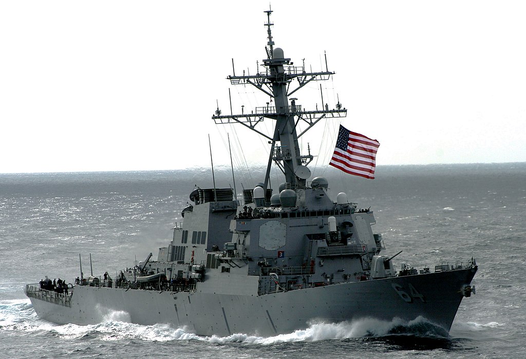 USS Carney hadihajó a Vörös-tengeren | Fotó: Wikipédia