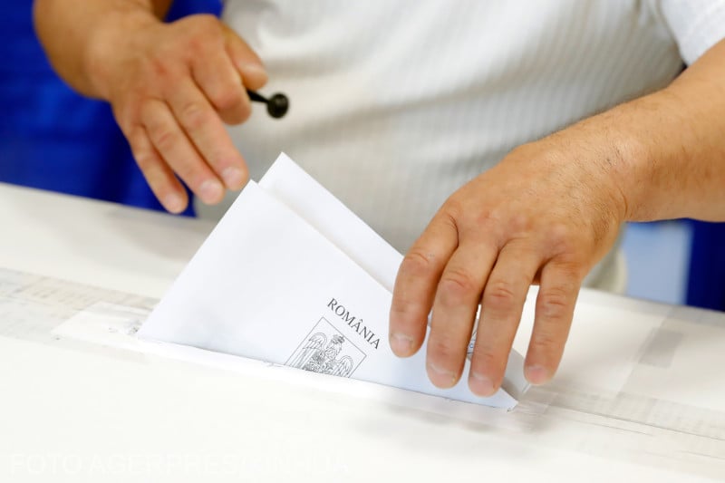 Körülbelül egy órával az urnazárás előtt sem rózsás a helyzet